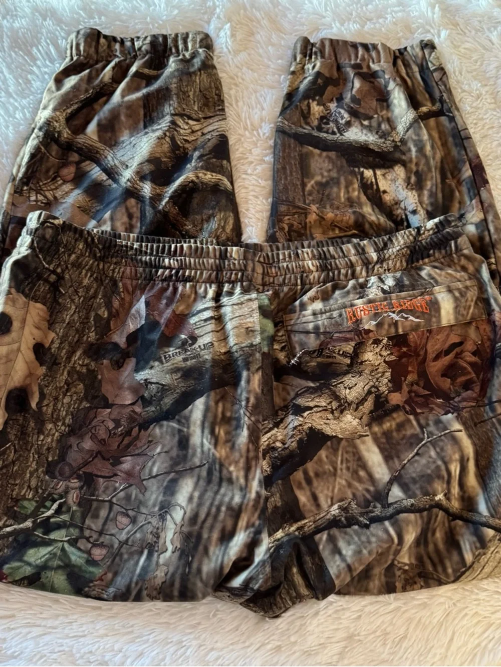 Rustic Ridge Camo Cargo Pants, Large - Picture 4 of 8